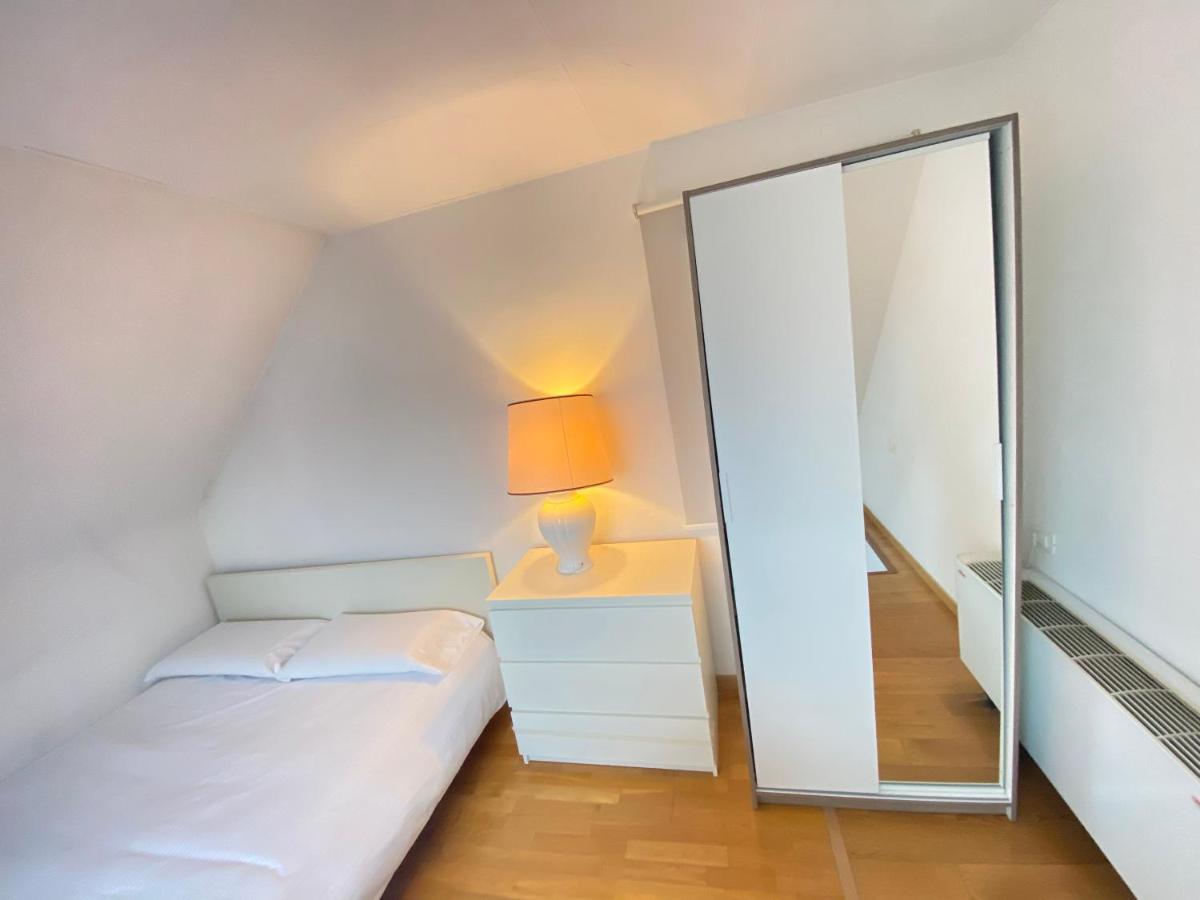 Vetra - Luminoso Attico Con Balcone Appartamento *